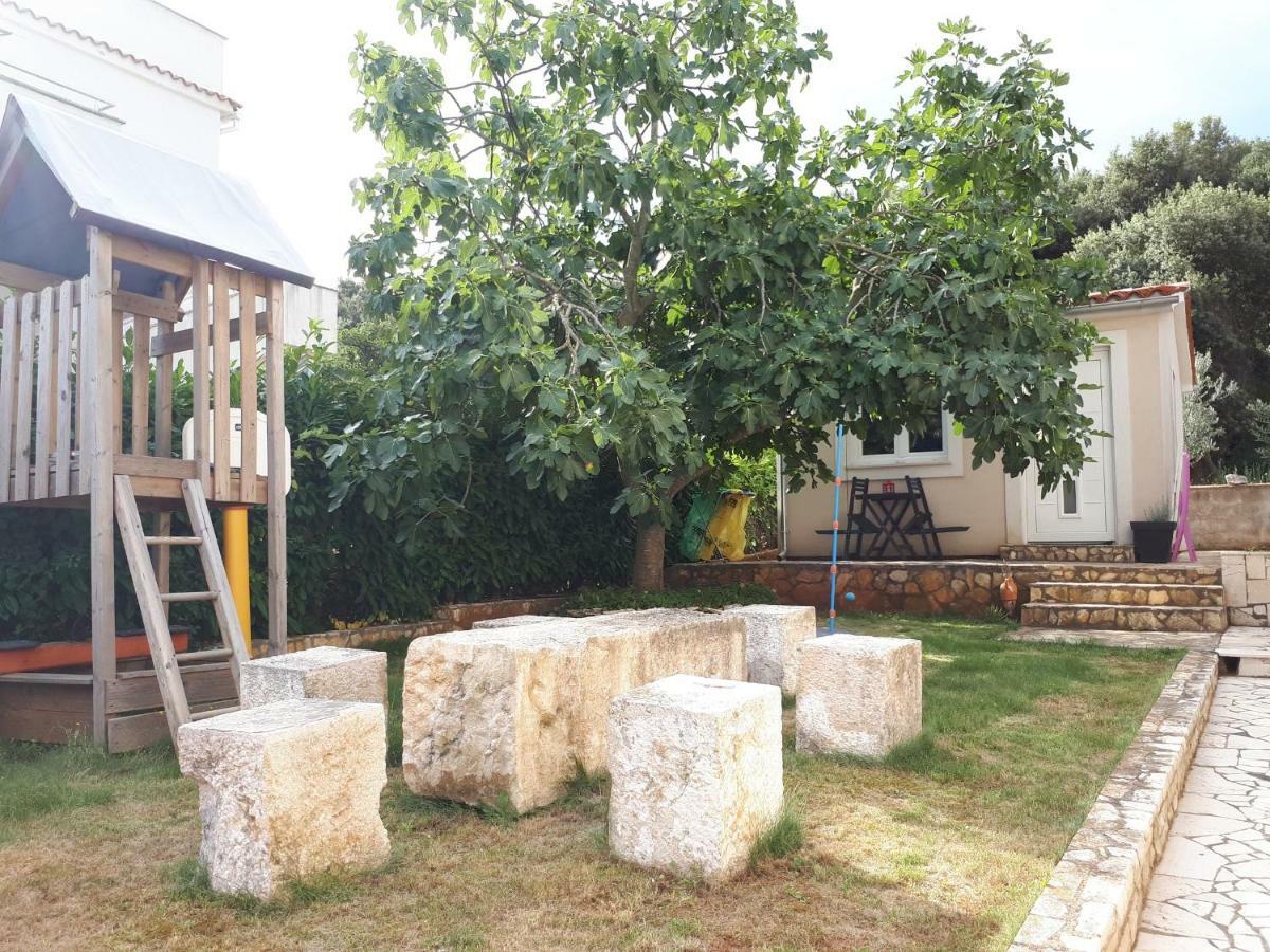 Studio Apartman Splash Pjescana Uvala Exterior photo